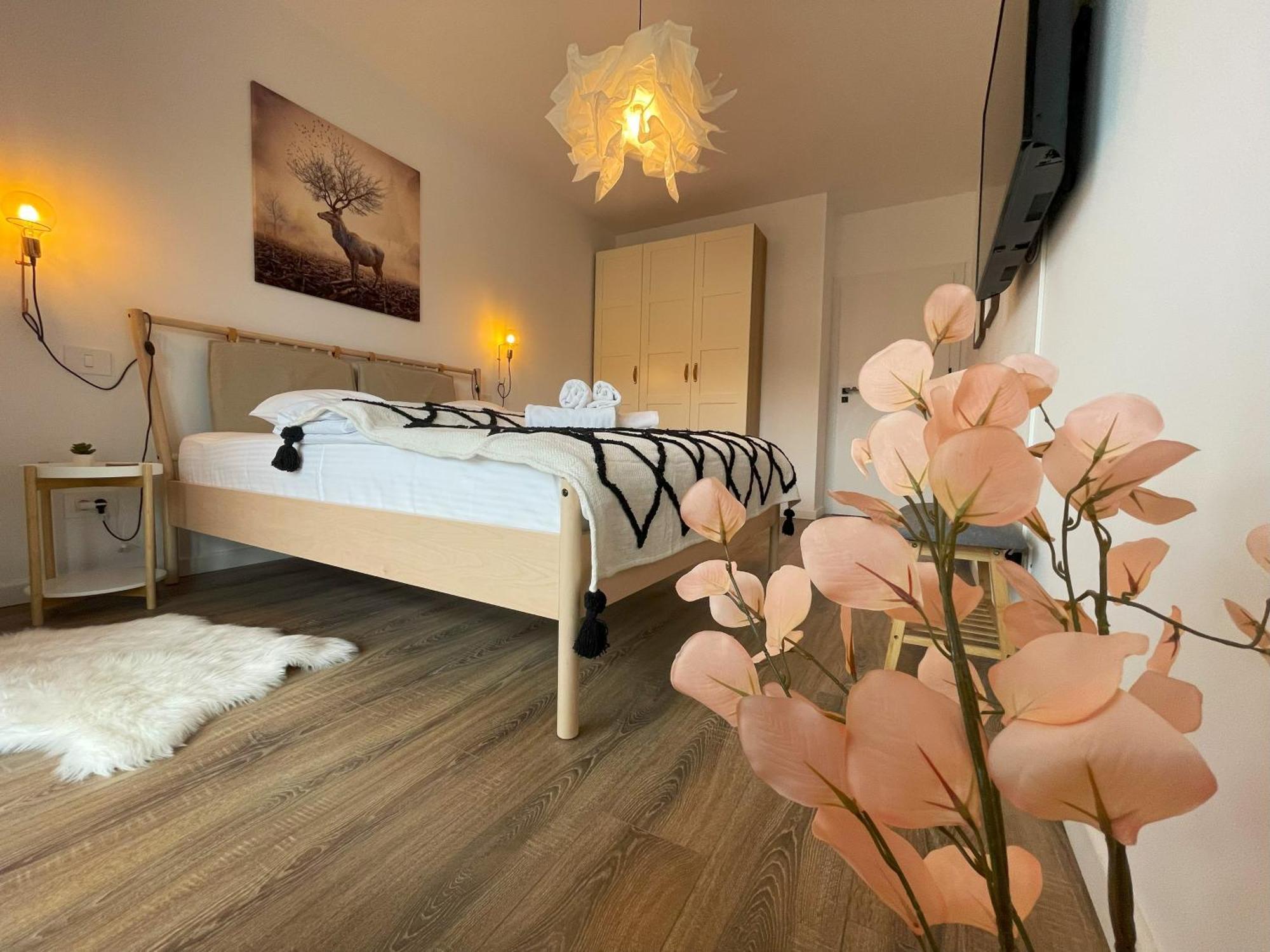 Rosewood Boutique Apartment Sinaia Buitenkant foto